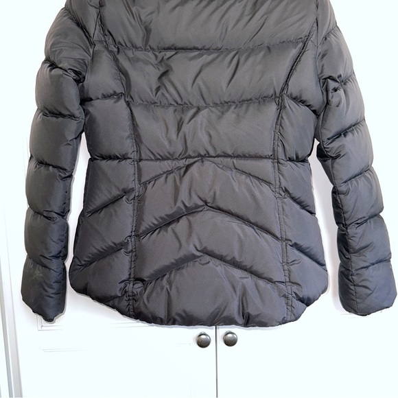 J. Crew Down Feather Hooded Puffer Jacket Black Warm Sherpa Lined Sz Small - Picture 7 of 13